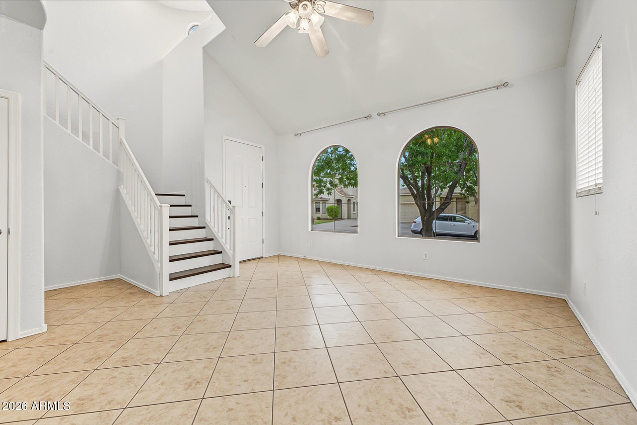 1807 E Dunbar Dr - Photo 5 of 31
