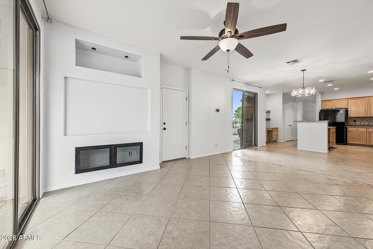 1807 E Dunbar Dr - Photo 7 of 31