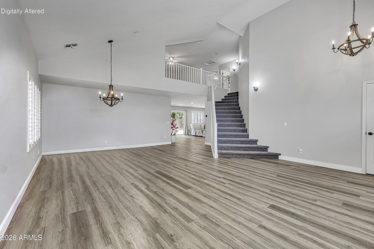 1038 E Harrison Ct - Photo 3 of 38