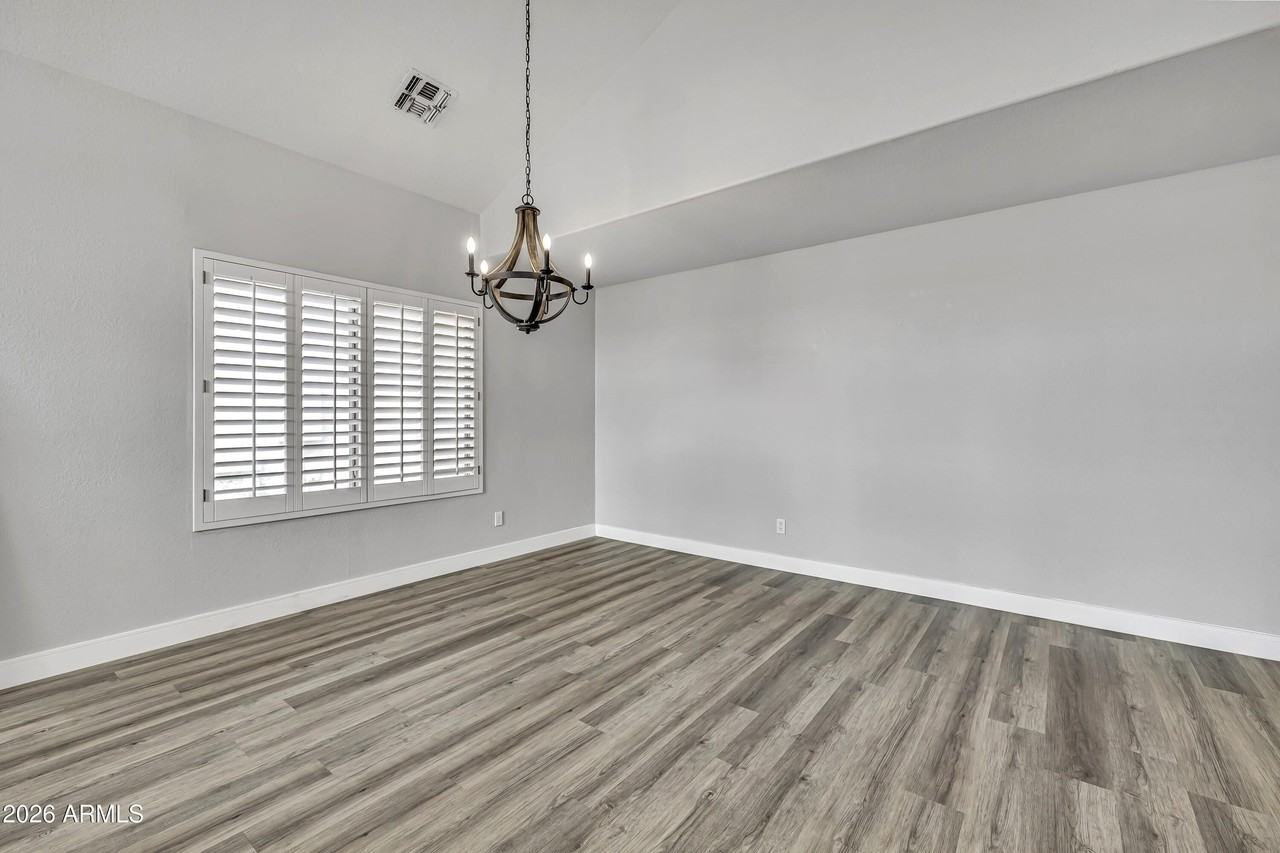 1038 E Harrison Ct - Photo 6 of 38
