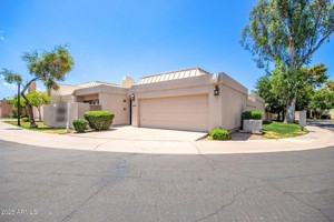 featured image of 5443 N 25th St