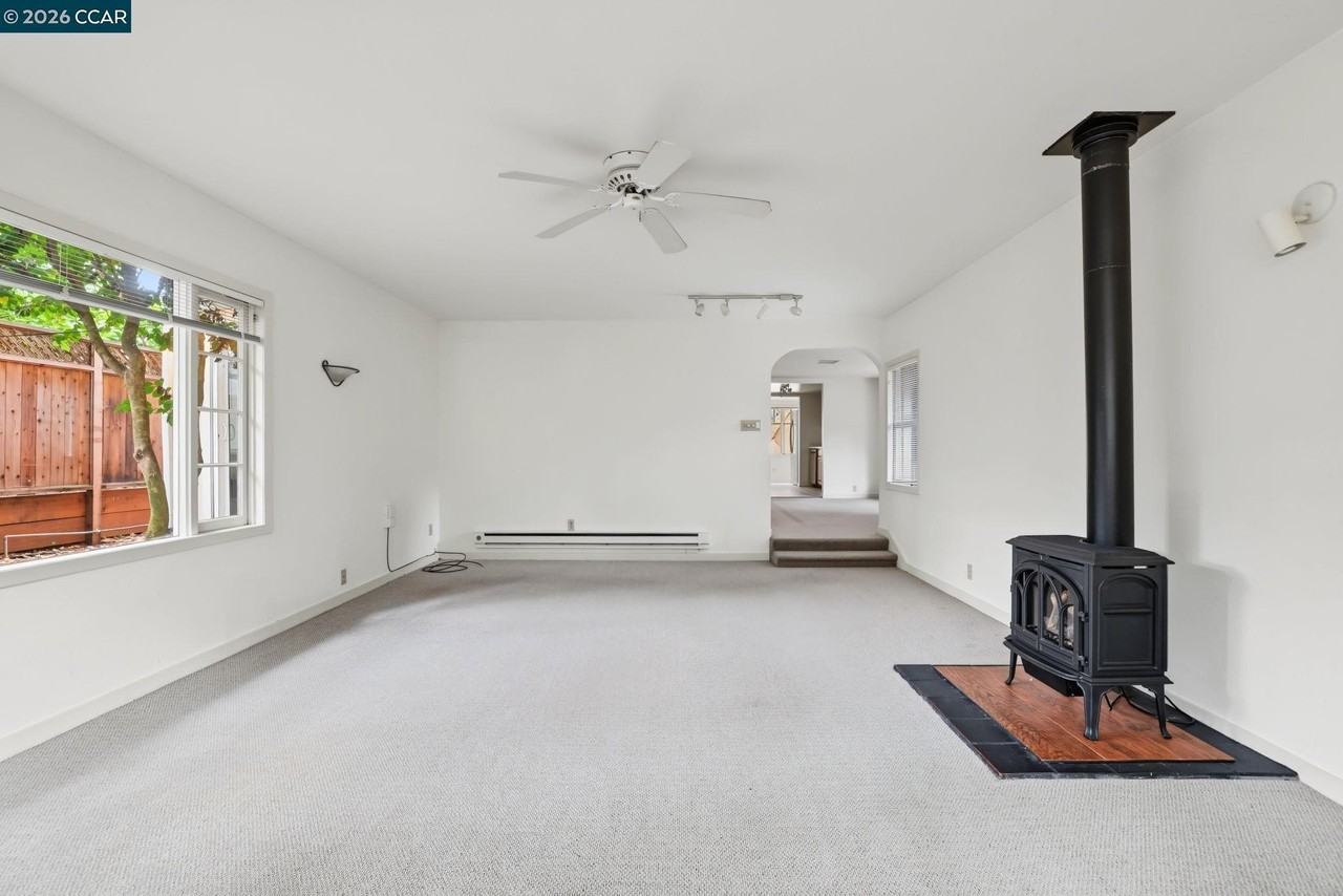 23 Sycamore Ave - Photo 2 of 21