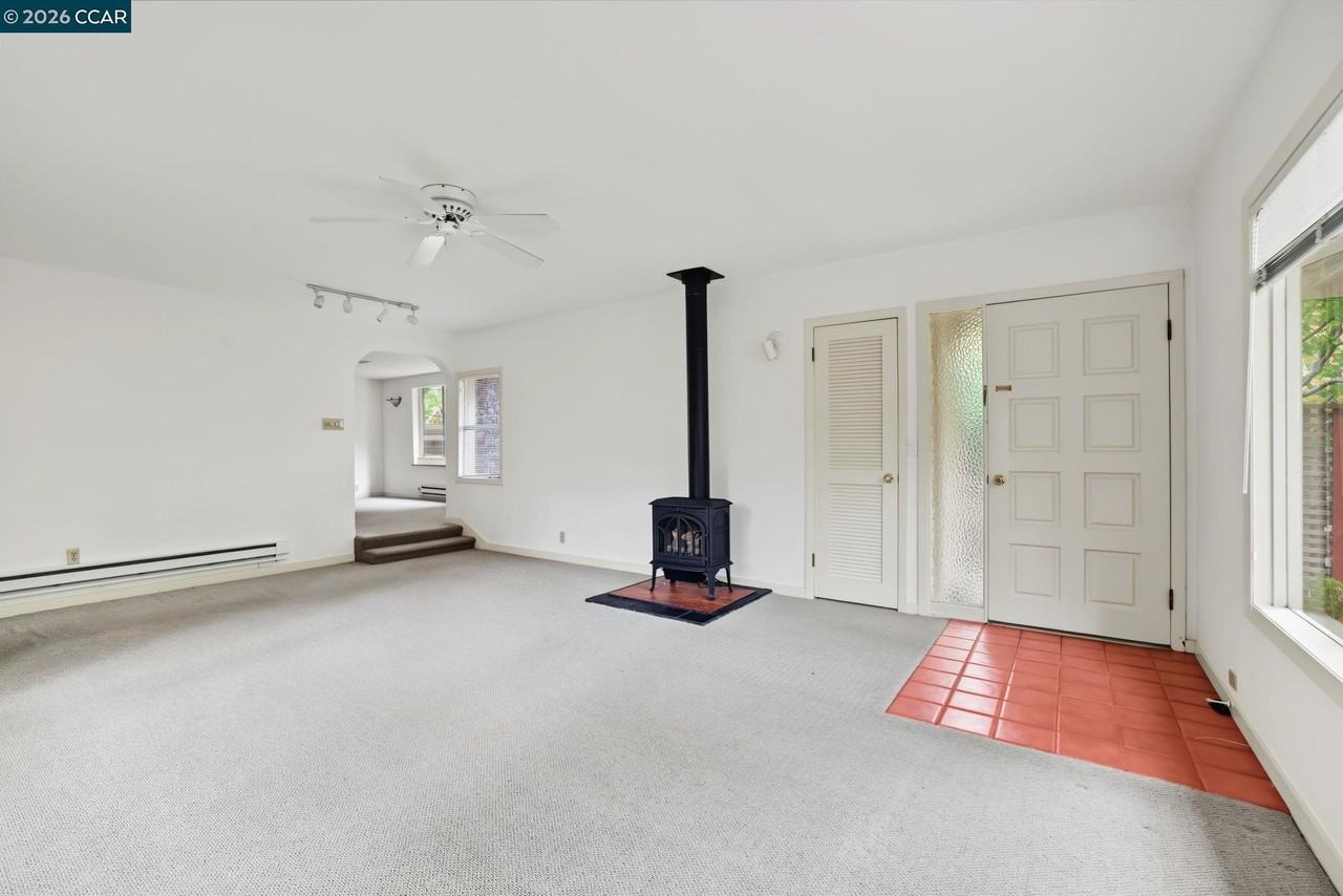 23 Sycamore Ave - Photo 3 of 21