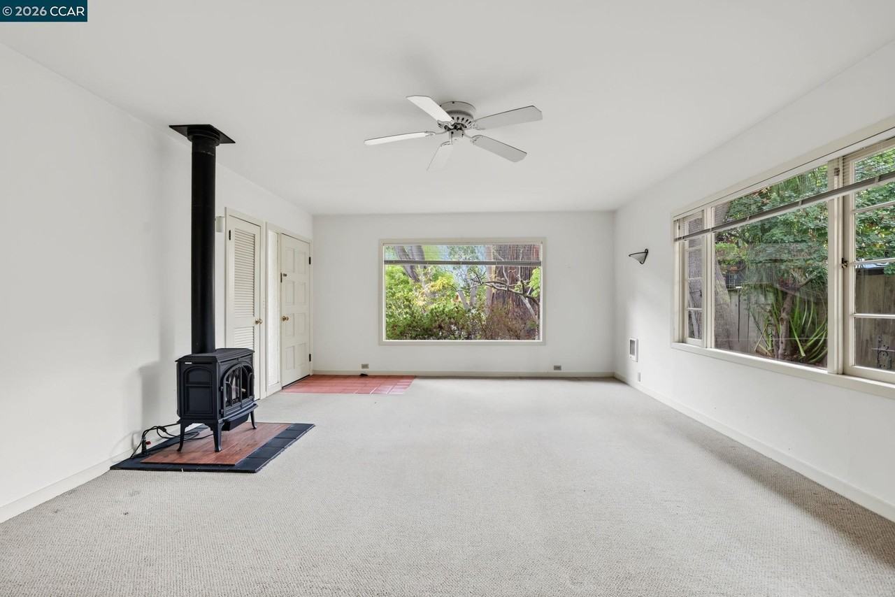 23 Sycamore Ave - Photo 4 of 21