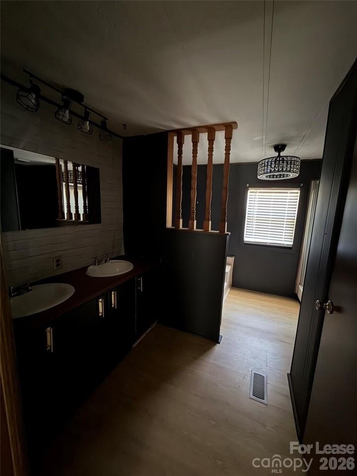 4228 Horse Rd - Photo 6 of 10