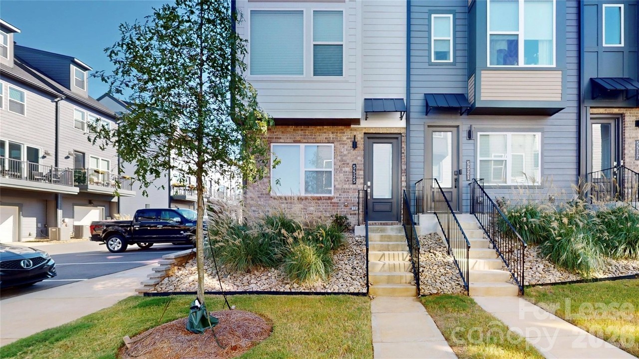5525 Swaling St - Photo 2 of 32