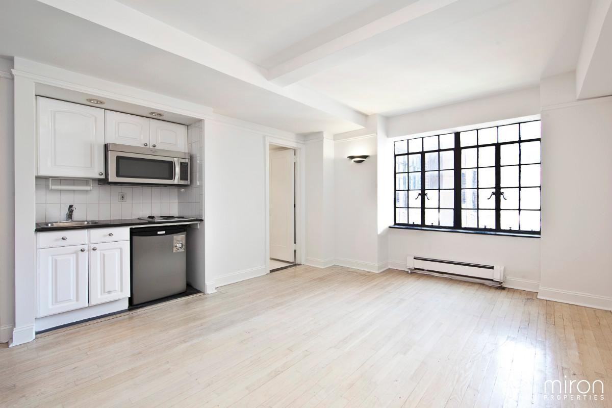 45 Tudor City Pl #1908