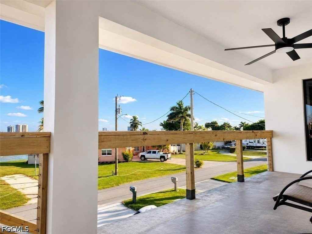 360 E North Shore Dr - Photo 4 of 22