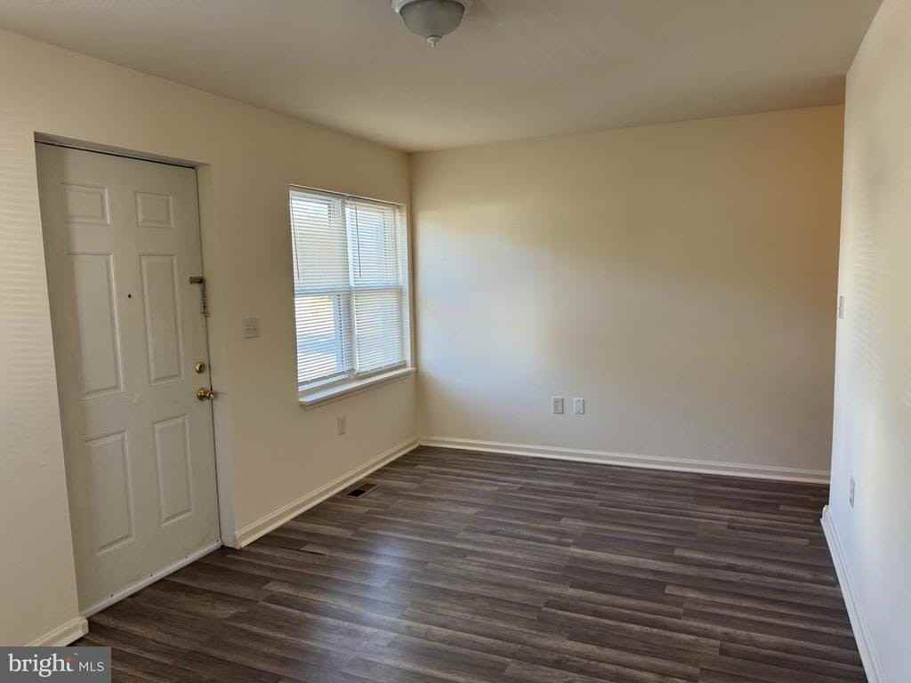 175 Haddon Ave - Photo 3 of 13