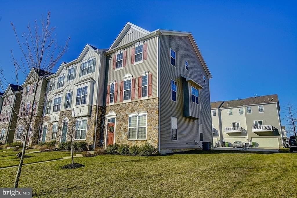 474 N Palace Dr - Photo 4 of 35
