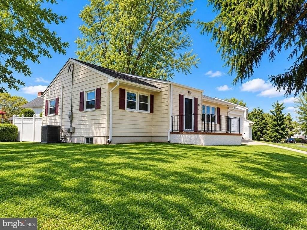27 Weyburne Rd - Photo 2 of 27