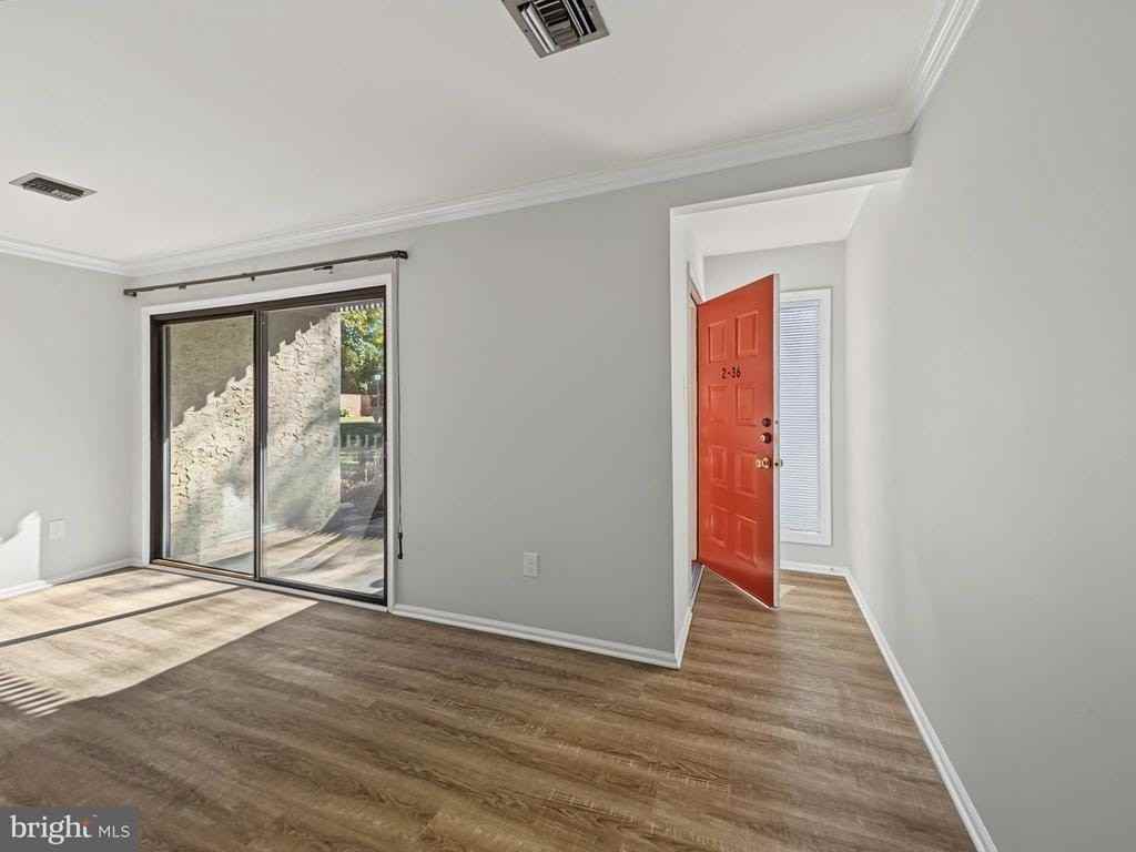 2-36 Aspen Way - Photo 5 of 17