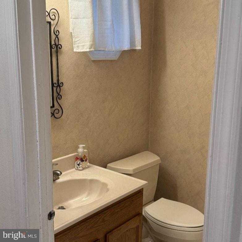 130 Juniper Ct - Photo 7 of 22