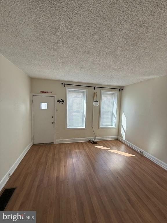4819 Ogle St - Photo 6 of 30