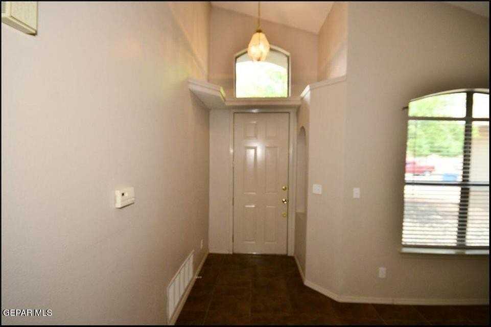 10952 Duster Dr - Photo 2 of 19