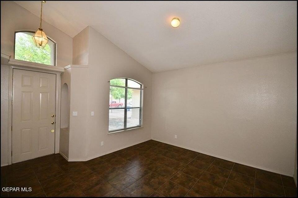 10952 Duster Dr - Photo 4 of 19