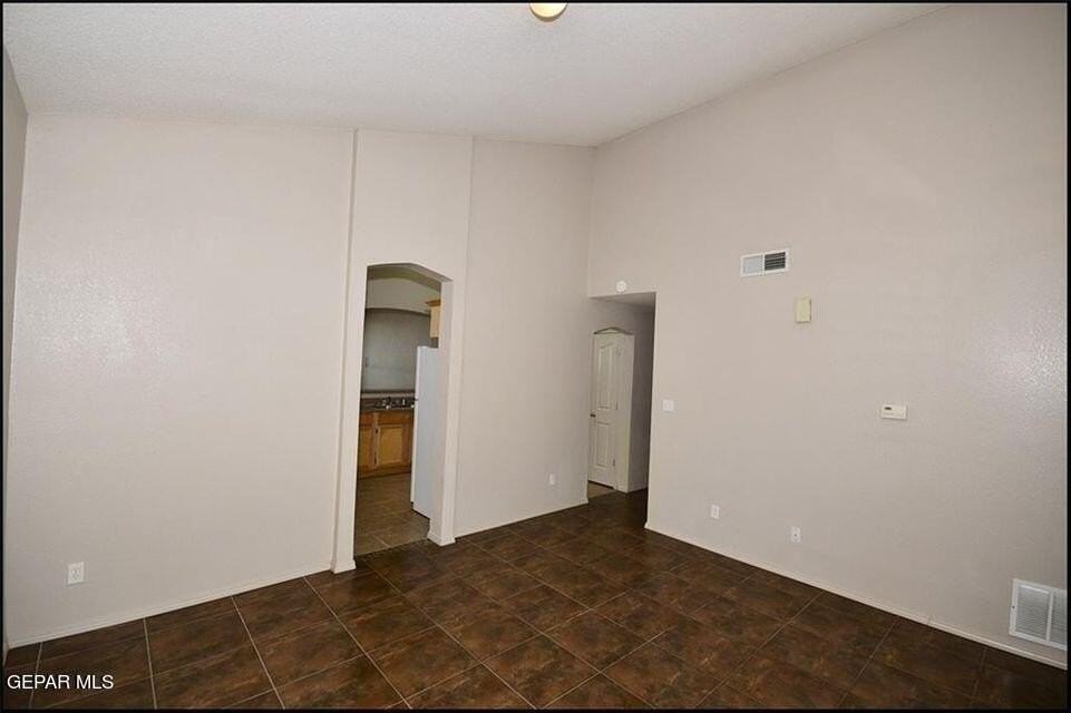 10952 Duster Dr - Photo 5 of 19