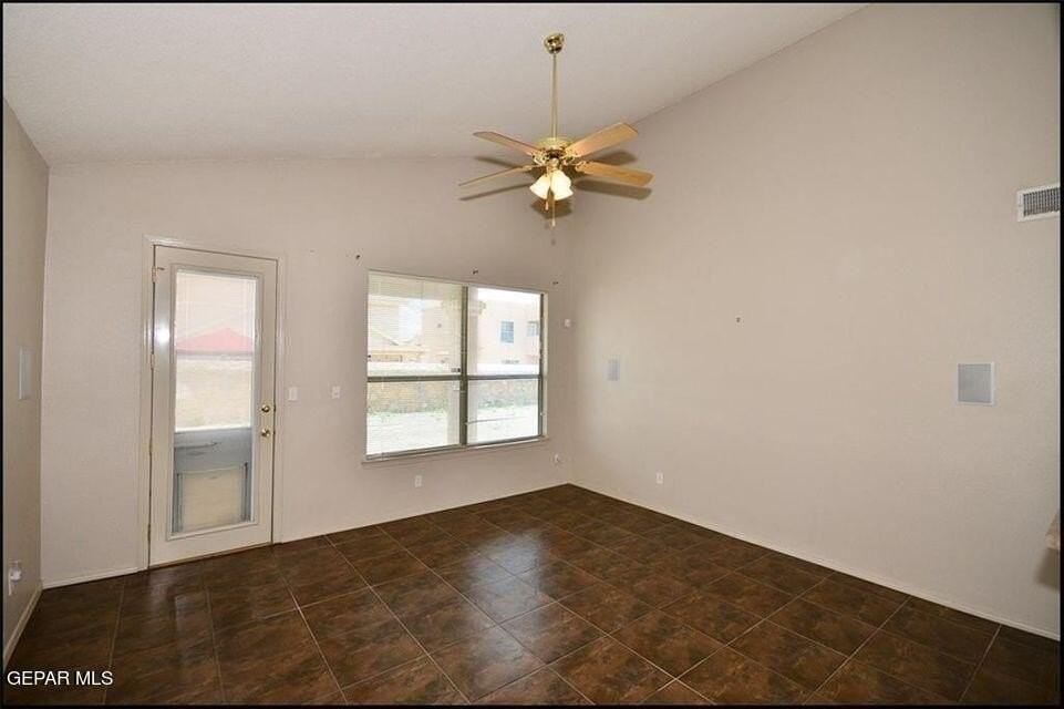 10952 Duster Dr - Photo 6 of 19