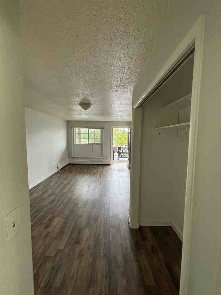 1002 Cushman St #7 - Photo 7 of 12