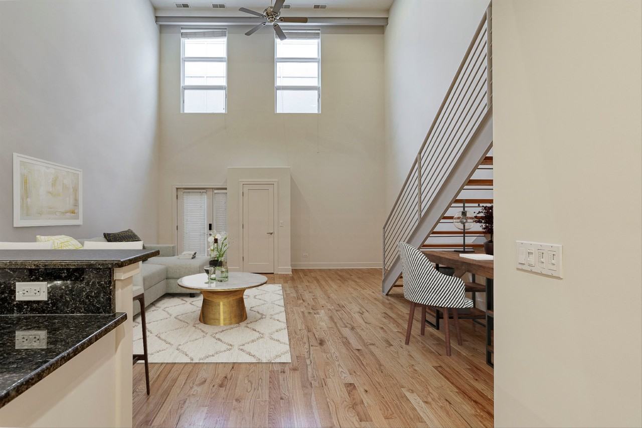 2100 Greenwood St #110 - Photo 2 of 13