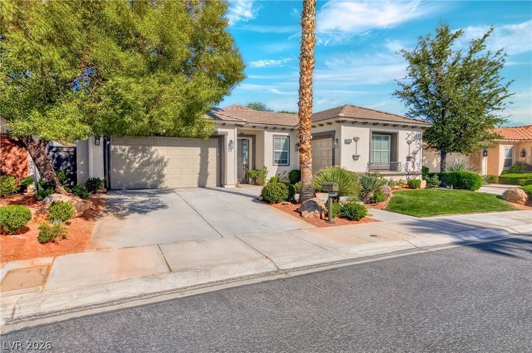 2982 Soft Horizon Way - Photo 2 of 37