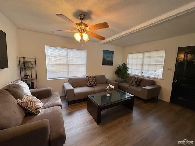 113 E Martinez St - Photo 3 of 16