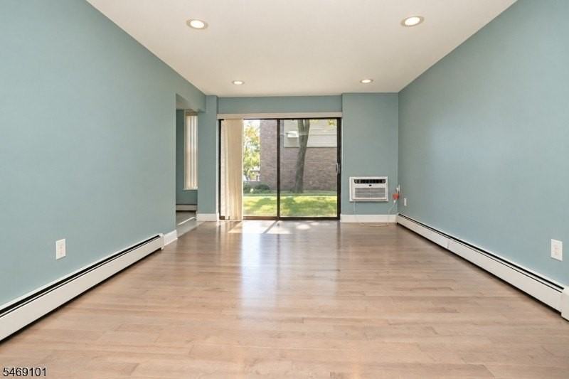5 River Rd Apt A - Photo 6 of 34