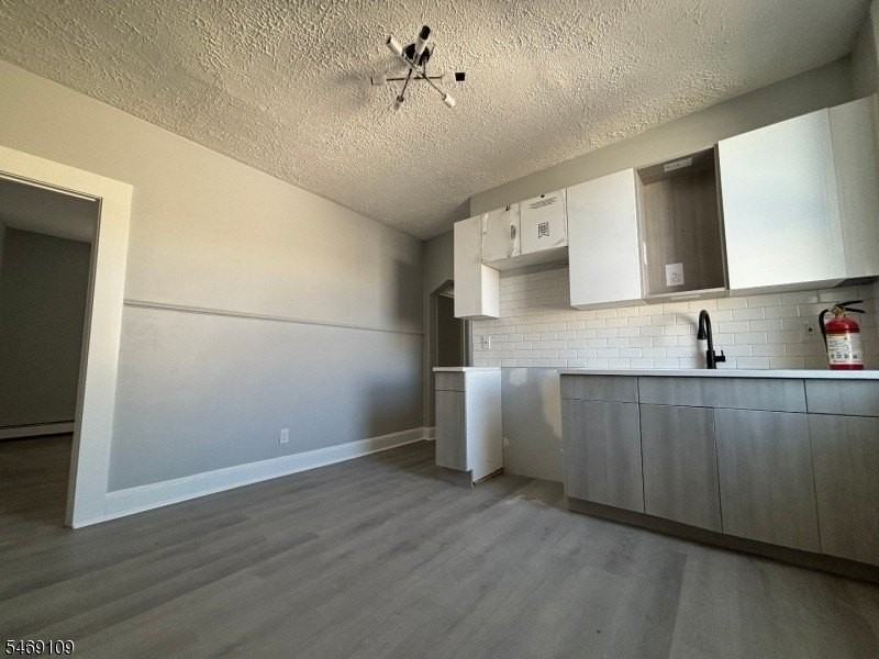 147 Elm St #3 - Photo 4 of 9