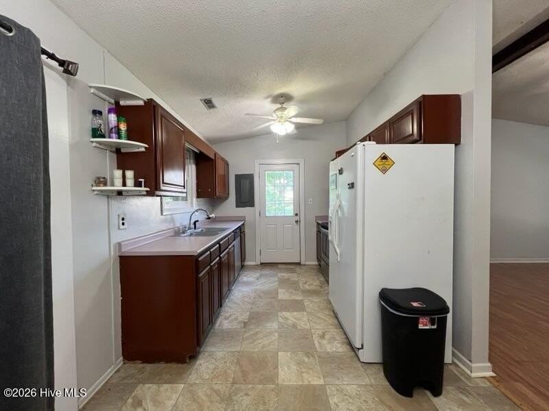 710 Terrace Ct - Photo 6 of 15