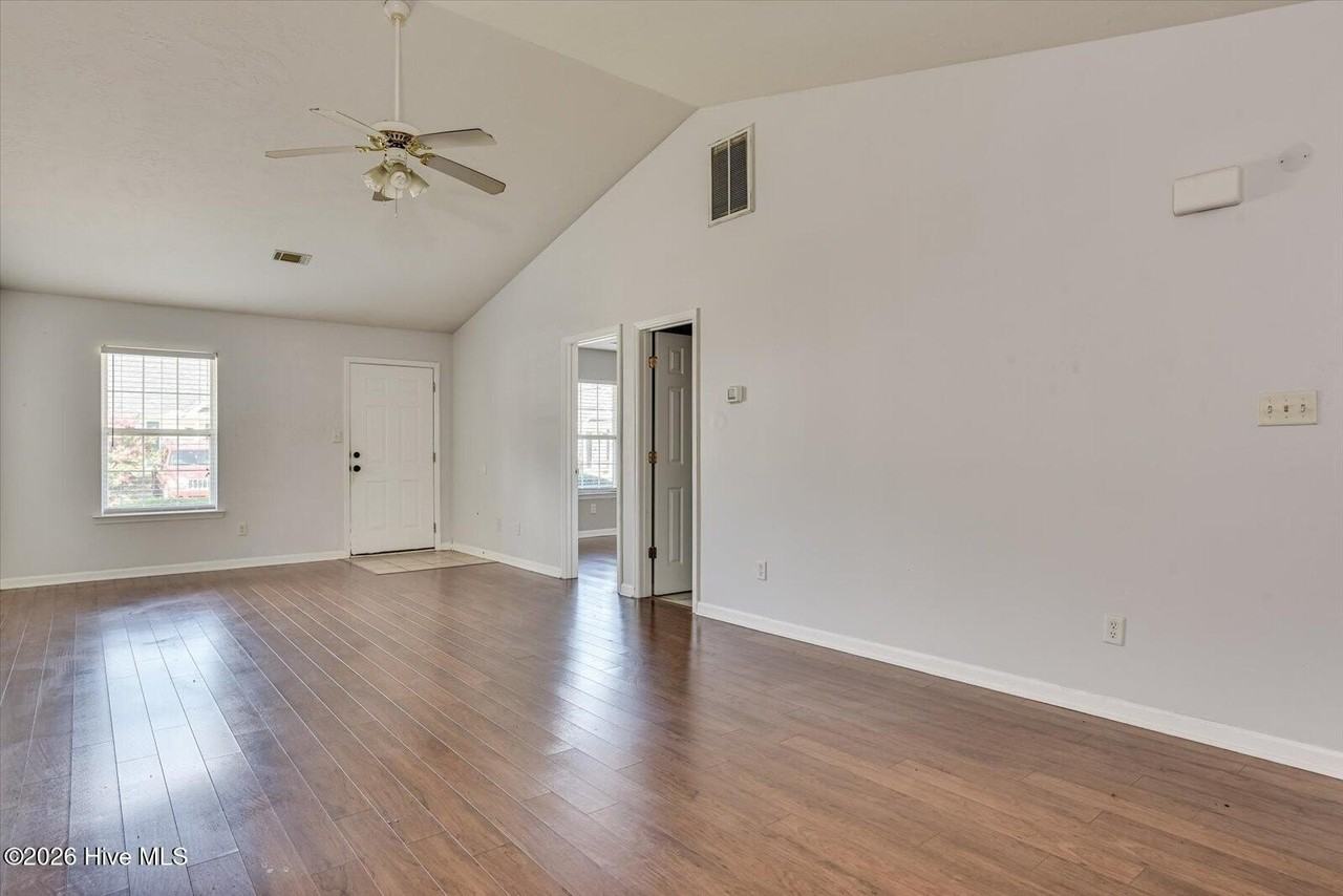 234 Sassafras Ln - Photo 5 of 20