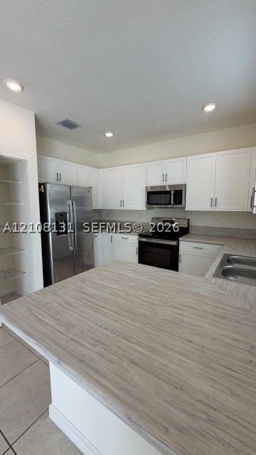 10962 W 33rd Ct #10962 - Photo 5 of 20