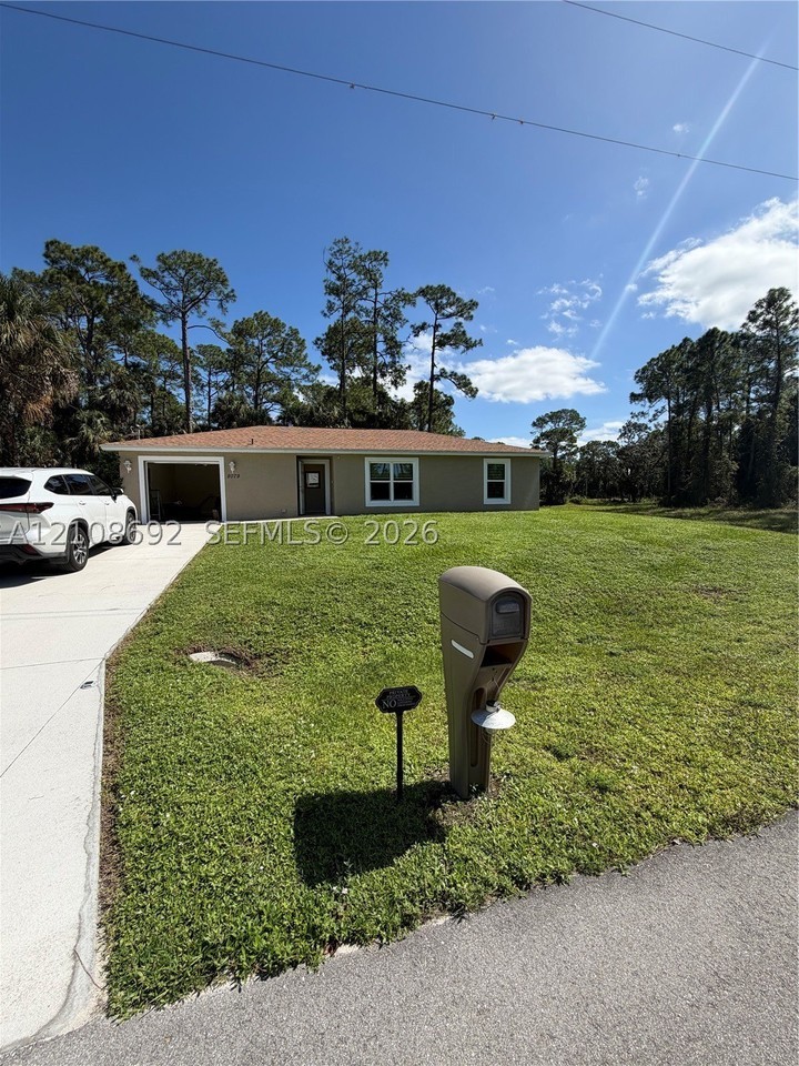 8079 Sherwood Cir #8079 - Photo 2 of 22