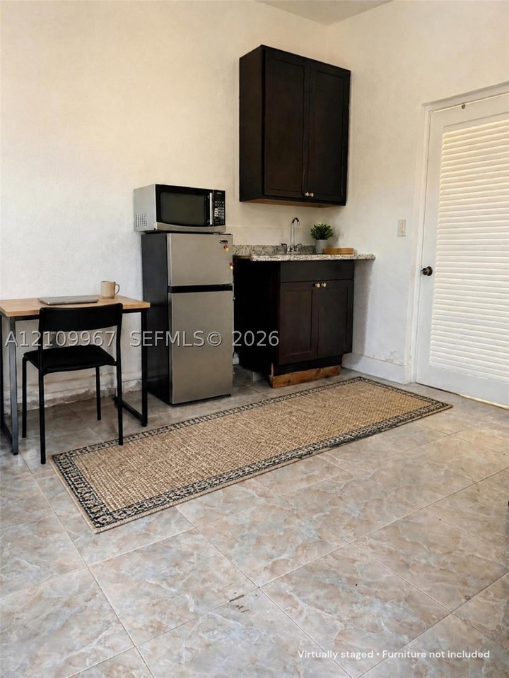 10800 Nw 22nd Ct #SIDE - Photo 3 of 7