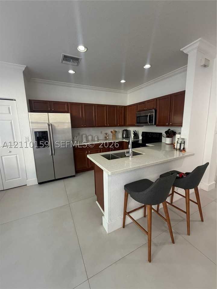11257 Nw 87th Ter #11257 - Photo 2 of 30