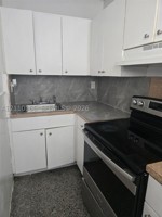 featured image of 240 Sw 11th Ave #2