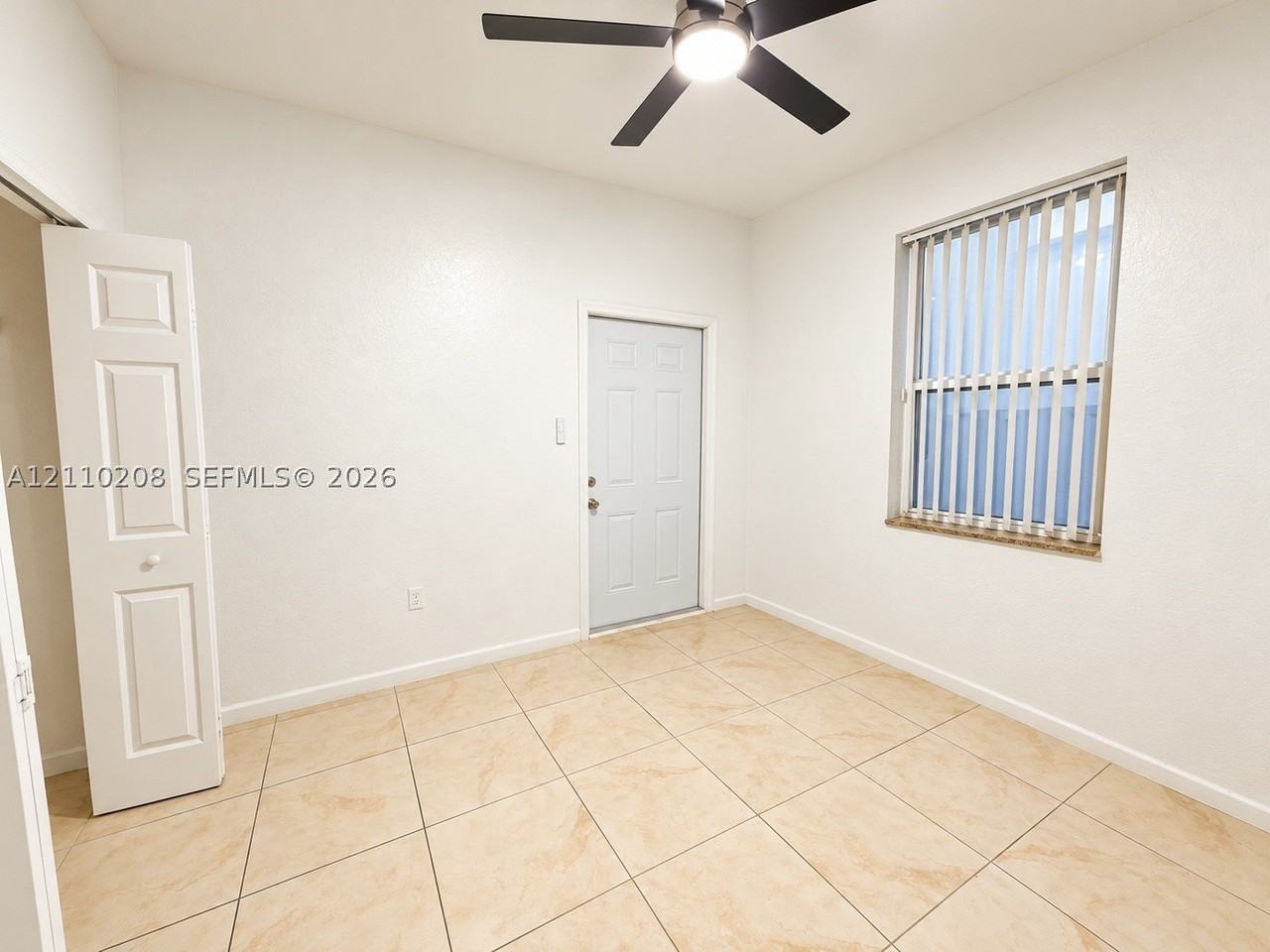 657 Se 30th Ter #A - Photo 6 of 22