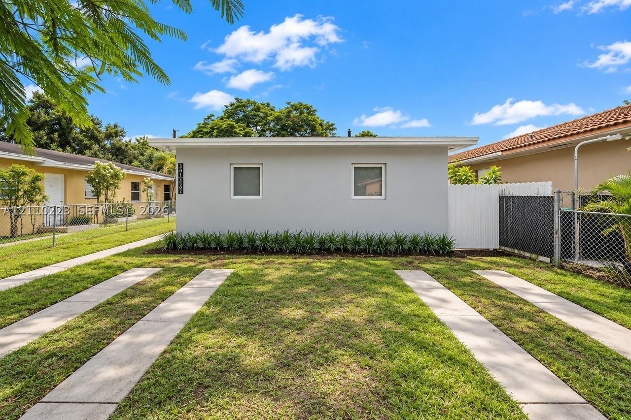 3502 Sw 25th St - Photo 2 of 16