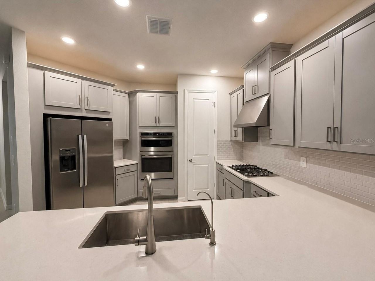 1014 Top Minnow Rd - Photo 6 of 24