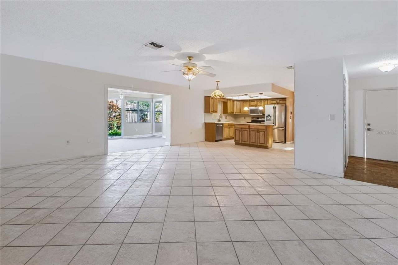 12939 115th St - Photo 4 of 29