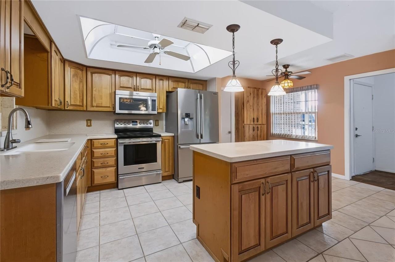 12939 115th St - Photo 6 of 29