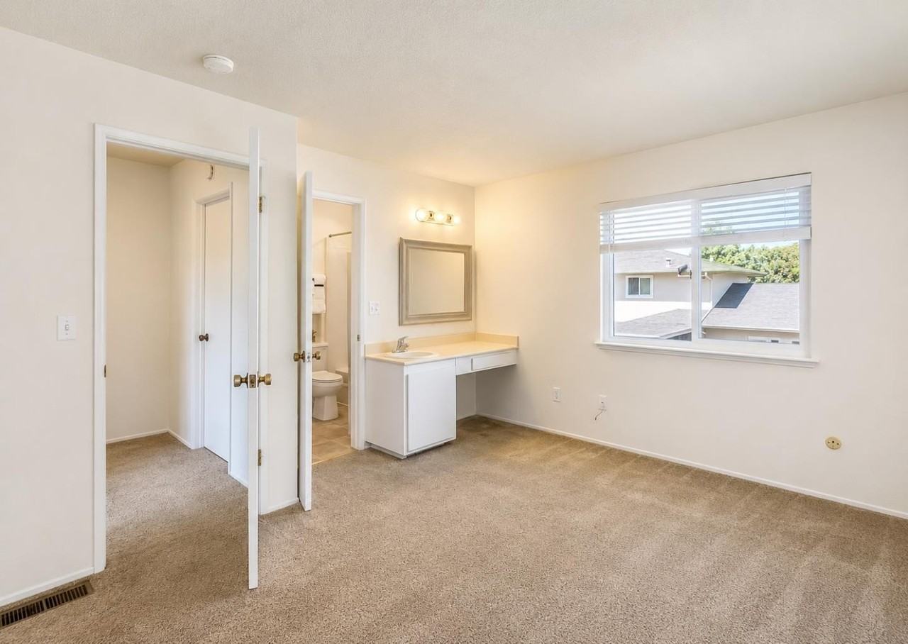 213 Palo Verde Ter - Photo 2 of 9