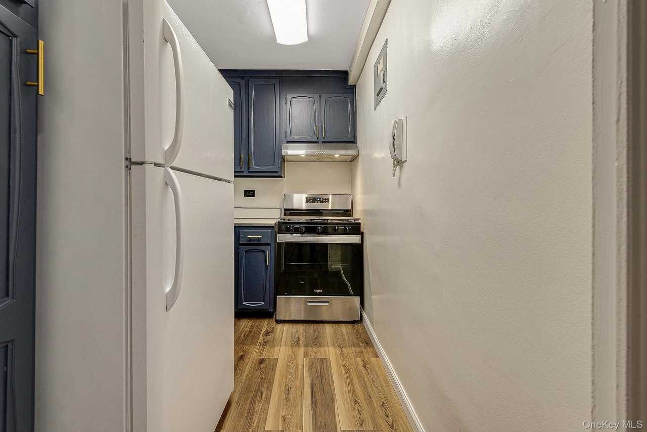 7025 Yellowstone Blvd #6A - Photo 4 of 28