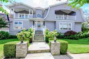 featured image of 1471 Bay Blvd