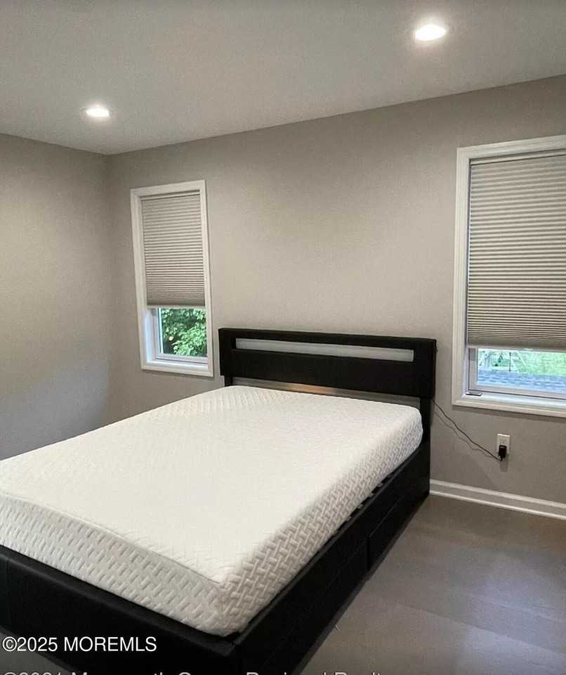 37 Brown Pl - Photo 6 of 8