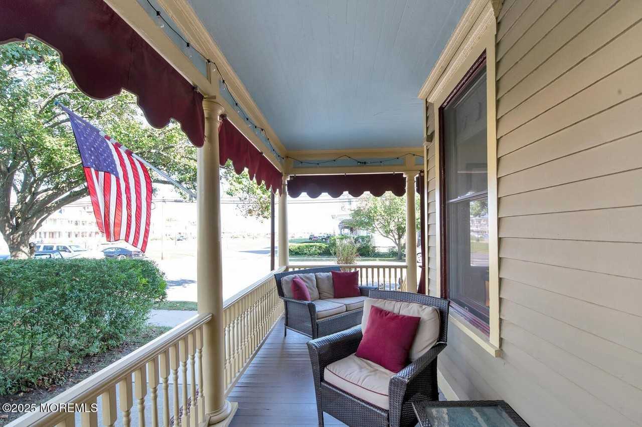 44 Ocean Pathway - Photo 3 of 46
