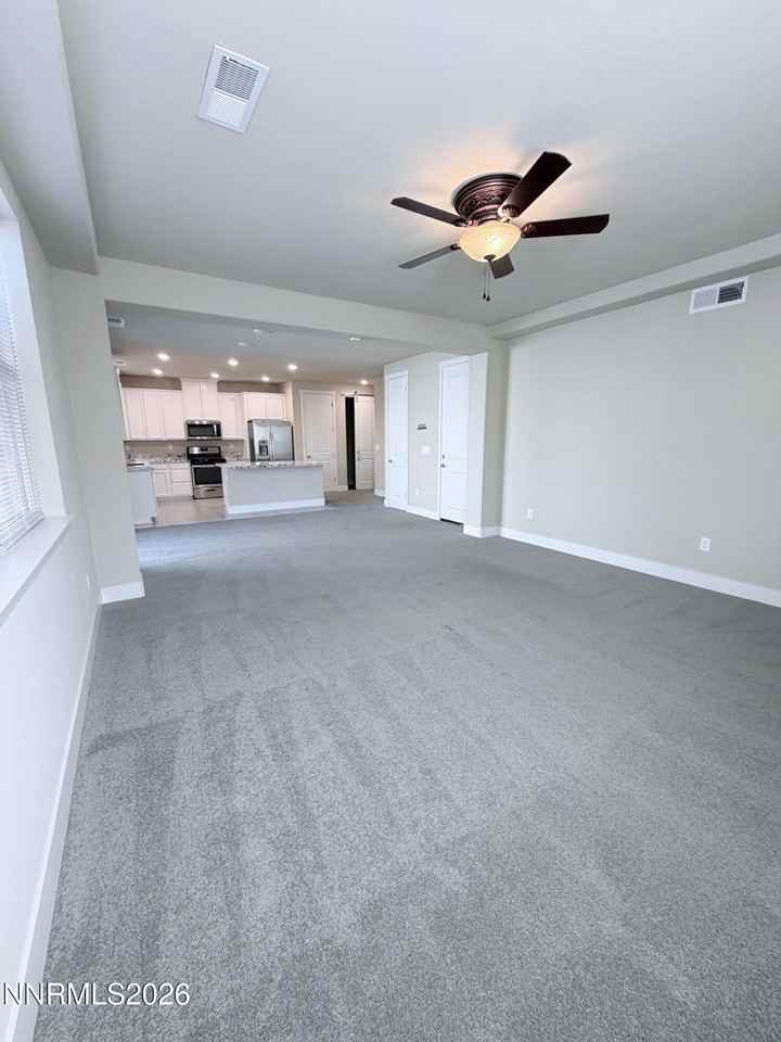 7567 Rambling Ridge Rd - Photo 2 of 34