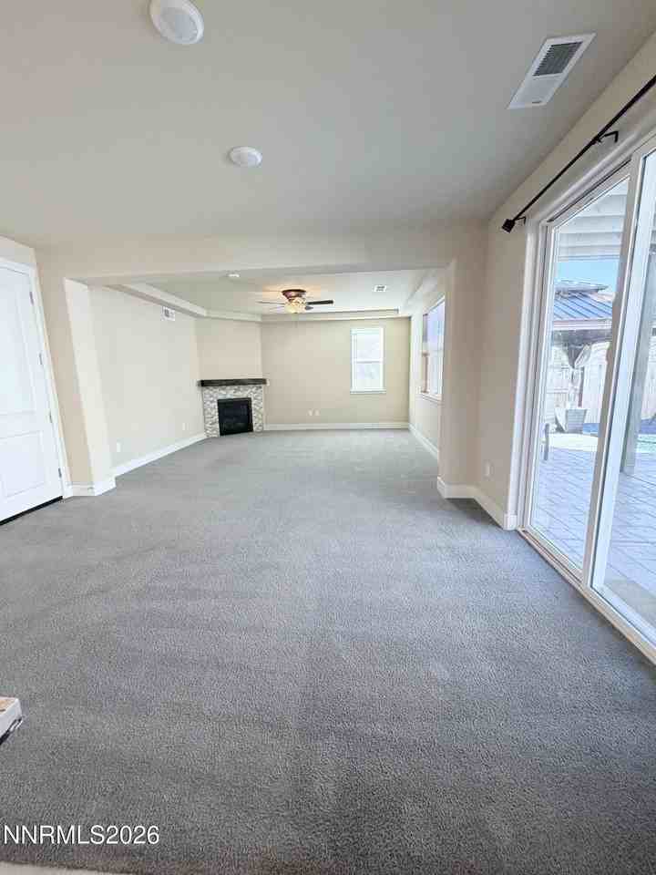 7567 Rambling Ridge Rd - Photo 3 of 34