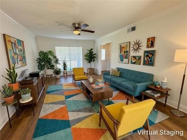 805 Champagne Dr - Photo 3 of 25