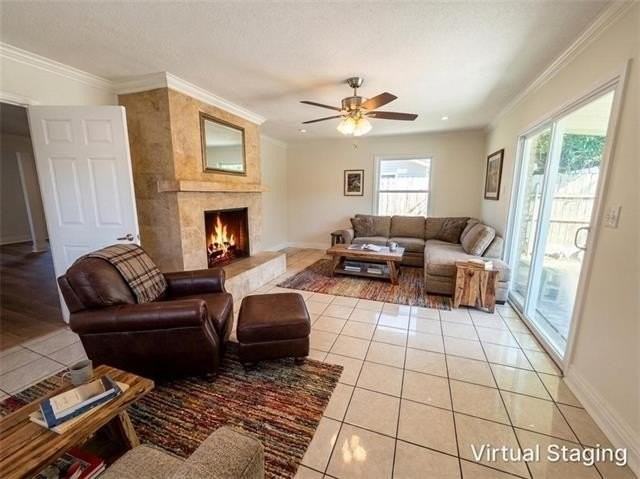 805 Champagne Dr - Photo 7 of 25
