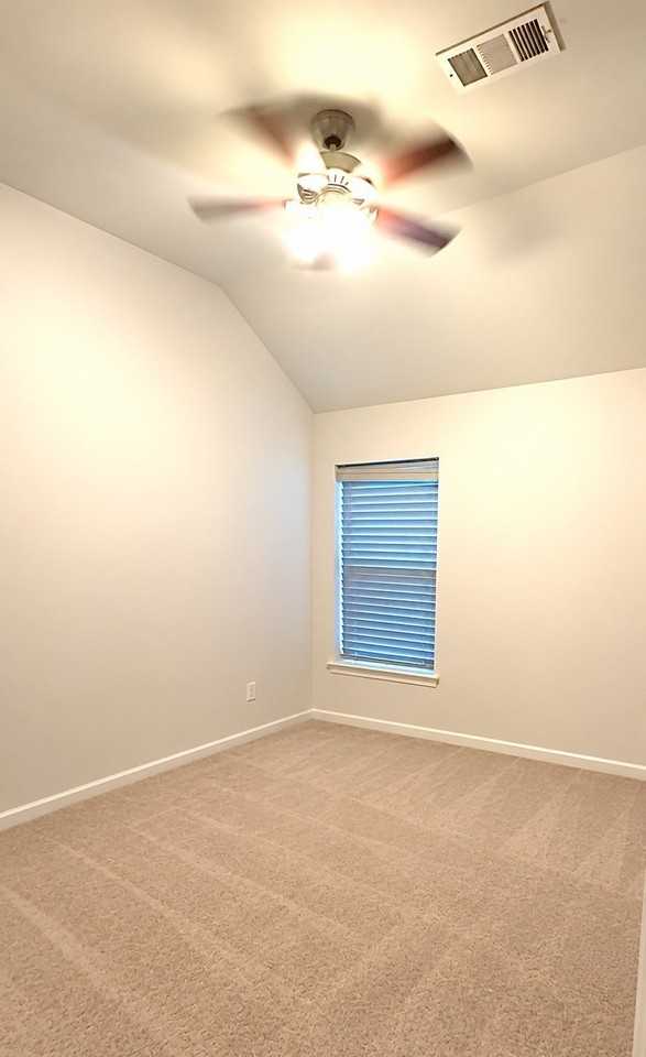 1909 Augustus Dr - Photo 6 of 14